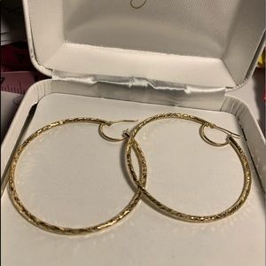 14 KT EVERLASTING GOLD TEXTURED HOOP EARRINGS